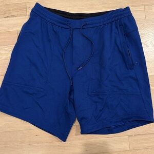 Men's lululemon license to train athletic shorts L